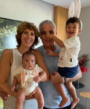 Rosmari Rizzi Bachi with her husband Tite and grandchildren Luca and Leonardo.